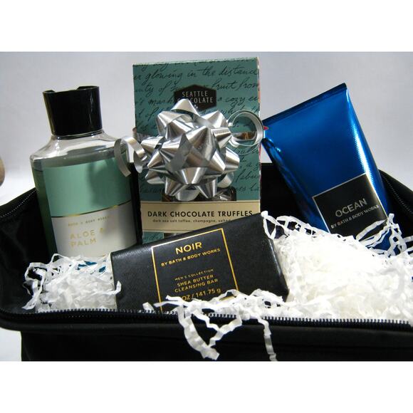 Men's Collection Spa Bath Men Self Care Gift Basket Toiletry Dopp Bag Chocolate - Picture 2 of 9
